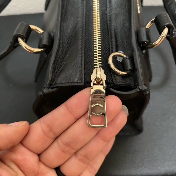 •COACH• Mini Crosby Carryall Black Smooth Leather Missing Strap - Picture 8 of 13